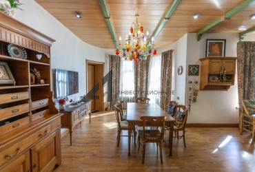 Продам коттедж, 380кв.м.