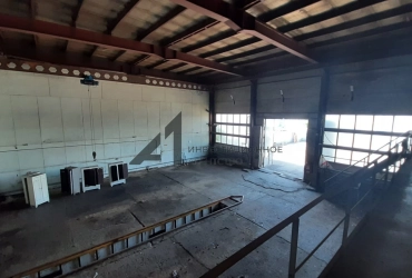 Аренда склада с кран-балкой