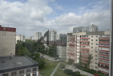 Продам Трехкомнатную квартиру